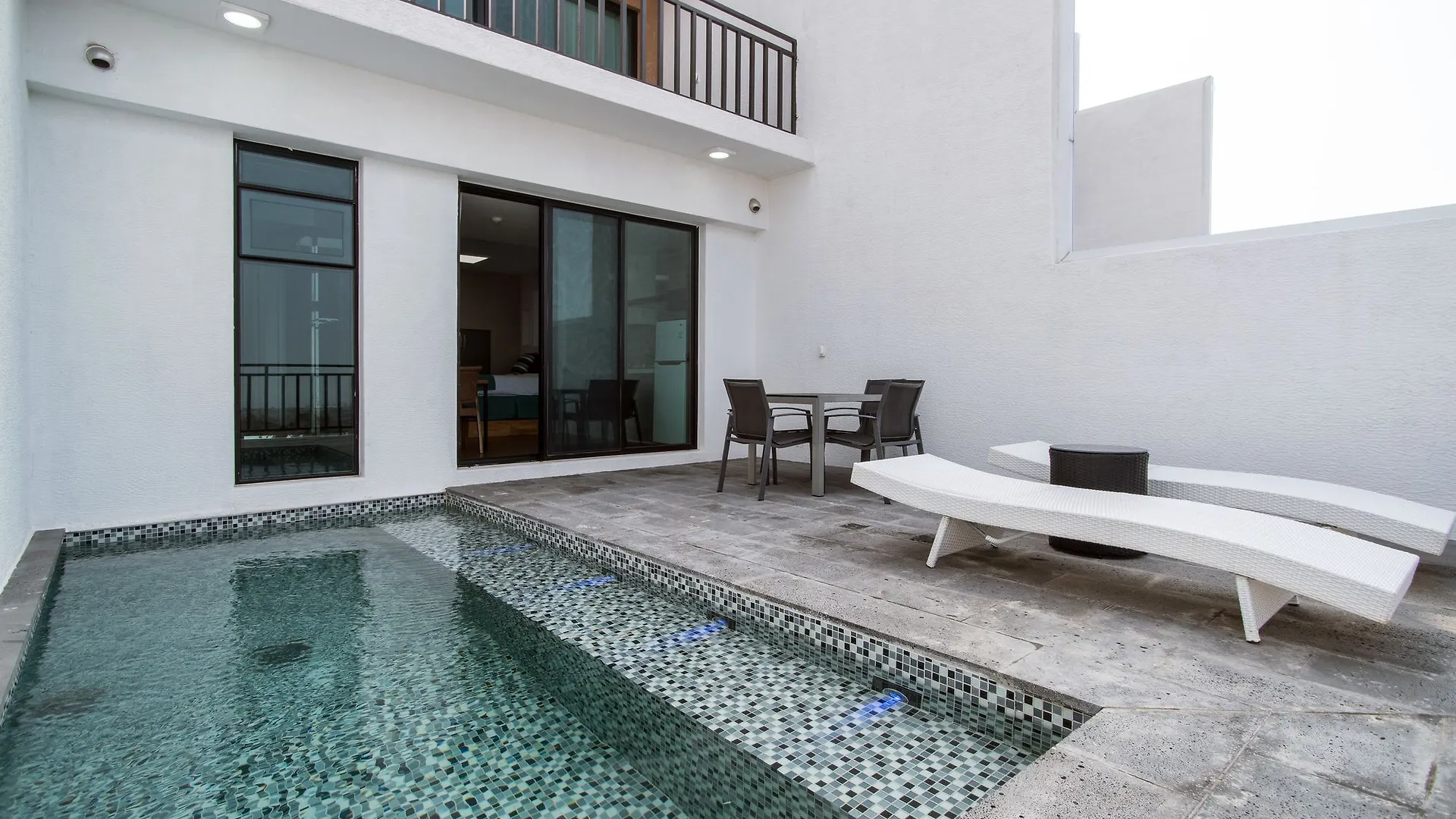 Leisure Gaon Jeju 29 Poolvilla Hotel